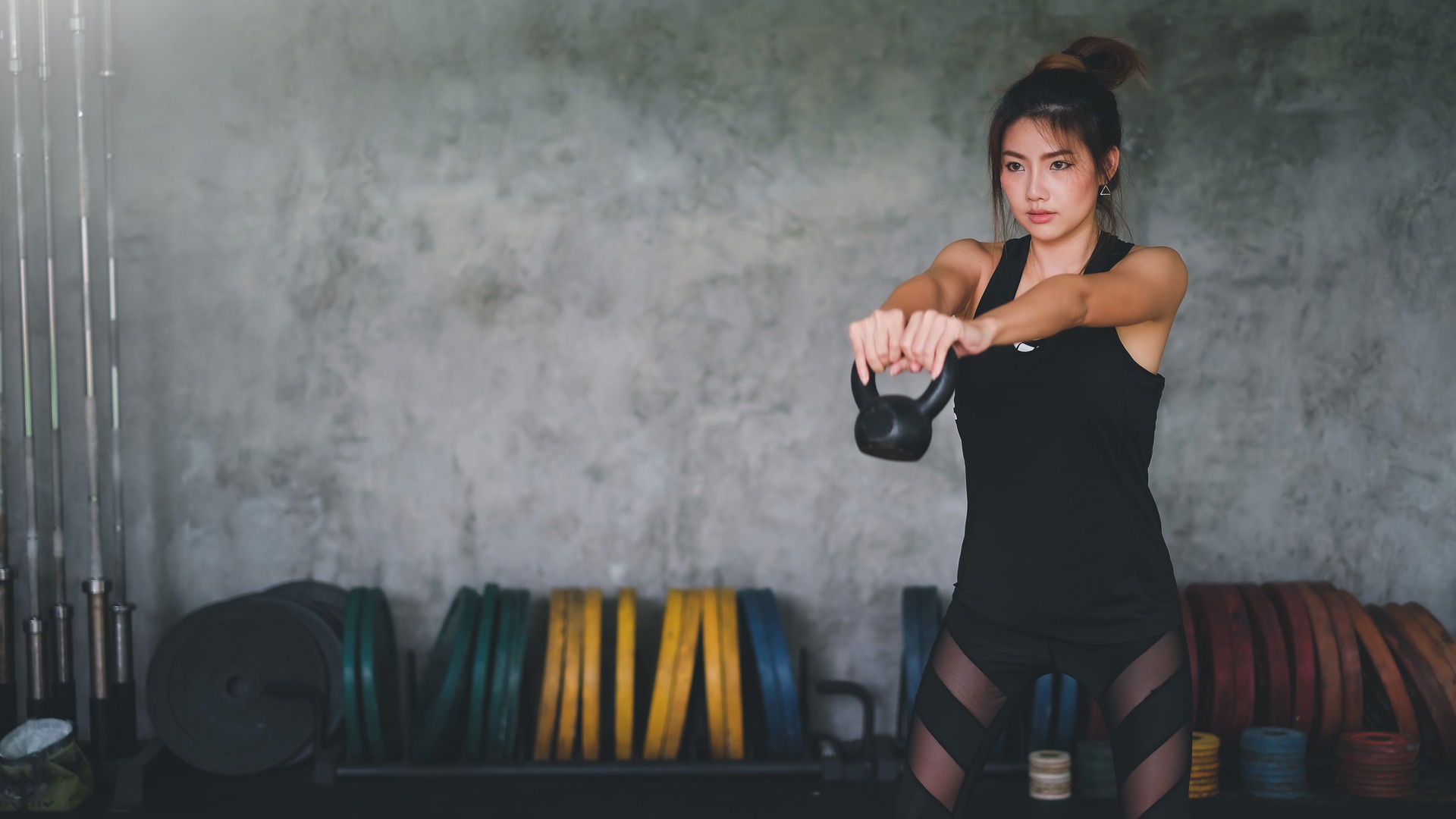 Doing some off the bike strength work will improve your cycling power