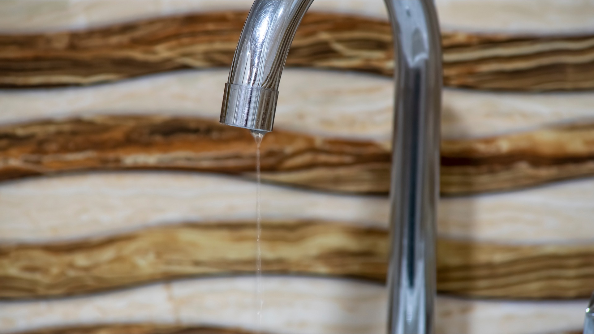 Unfiltered water is a potential source of household chemicals affecting cycling performance